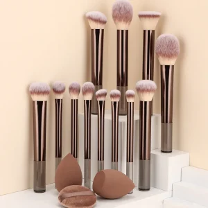 12-Piece Colorful Synthetic Fiber Plastic Handle Makeup Brush Set for Eye Shadow Blush Loose Powder Foundation