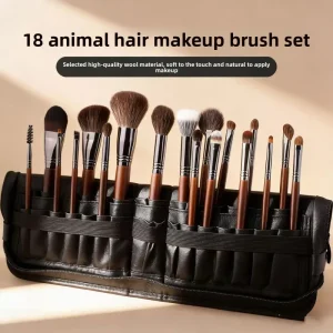 18-piece Animal Hair Professional Makeup Brush Set for Artists Eye Shadow Loose Powder Wood Handle Soft Bristles