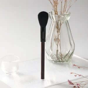 1Pc Nose Contour Makeup Brush Face Cheek Contour Blusher Synthetic Hair Resin Handle Cosmetic Makeup Brush Tool