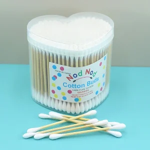 200pcs Disposable Medical Grade Bamboo Cotton Swabs Eco Friendly Ear Cleaning Cotton Buds for Personal Hygiene & First Aid Use