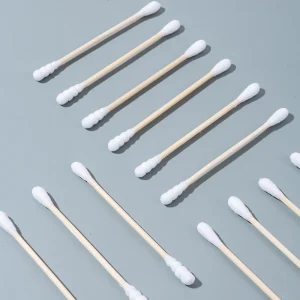 200pcs Disposable Wood Cotton Buds Ear Cleaning Swabs Wood Stick Soft Gentle Biodegradable Recyclable Ear Cotton Buds