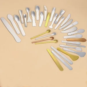 304 Stainless Steel Customize Logo Metal Cosmetic Spoon Spatula Eye Cream Roller Applicator Facial Spoon