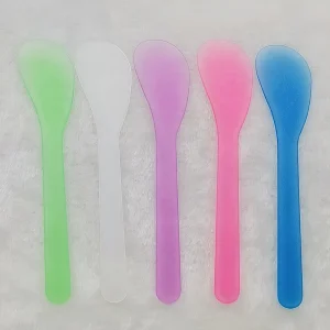 30g Plastic Reusable Mixing Spoon for Beauty Salon Skin Care Product Facial Mask Bowl Stick Tool