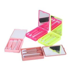 5 piece Facial Plastic and Synthetic Fiber Foundation and Blush Brush Set Easy to Carry