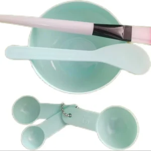 6 Piece DIY Beauty Tool Set with Makeup Brushes Measuring Spoon Facial Mask Bowls PVC Plastic Components