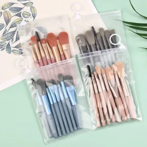 8PCS Mini Makeup Brush Set Plastic Handle Super Soft Artificial Fiber Blush Brush Foundation Brush Kit