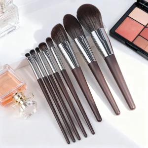 Brown Custom Logo Color Plastic Handle Synthetic Fibre Bristles 8 Piece Professional Beauty Makeup Brushes Set