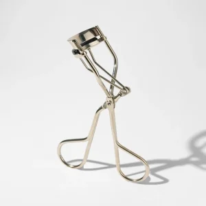 Custom Logo Stainless Steel Gold Eyelash Curler Wide Angle Natural Curling False Eyelash Tool Long Lasting Trend