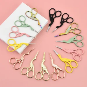 Custom Logo Titanium Beauty Trimmer Curved Scissors with Straight Blade Plastic Sharp Blunt Tip Personal Care Makeup