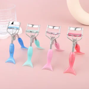 Custom Plastic Eyelash Curler with Fish Tail Handle Solid Color Beginner Friendly with Instructions Model