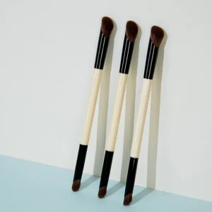 Dual Ended Eyeshadow Brush Wood Handle Synthetic Nylon Hair Black Ferrule Vegan and Cruelty Free for Corporate Gift