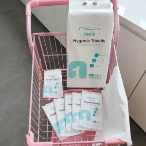 Eco Friendly Virgin Pulp Soft Disposable Hotel Towel Naturally Antibacterial Hypoallergenic Face Hair Salon Towel