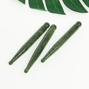 Eco friendly Green Wind Jade Roller Engraved Manual Acupressure Pen Personal Care Natural Crystal Crafts