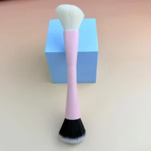 Four in One Beauty Tool with Makeup Brush and Beauty Pen for Concealer Blush Foundation Application