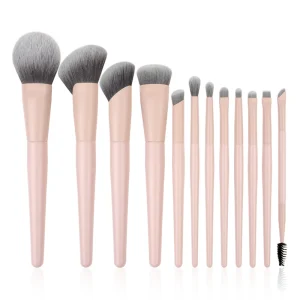 High Quality 12 Pcs Light Pink Paint Makeup Brushes Matte Wood Handle Soft Grey Hair Custom Logo Makeup Brush Set for Face