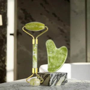 High Quality Green Jade Roller Facial Massager Set Rose Quartz Gua Sha Set Jade Roller with Box Packing Neck Roller Massage Tool