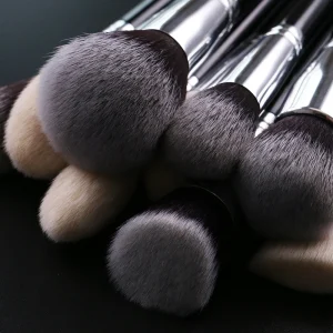 Makeup Brushes Set 40pcs Natural Hair Wood Handle Cosmetics Powder Contour Foundation Eyeshadow Lip Balm Brush