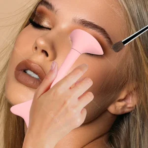 Makeup Tool for Eyes Multifunctional Eyeshadow Stamp Crease Eyeliner Aid Tool