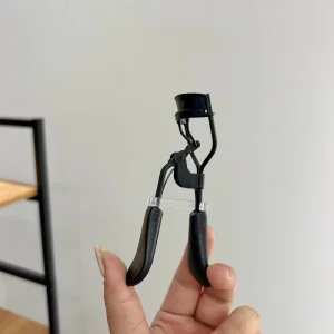 Mini Black Electrophoretic Eco friendly Eyelash Curler Tools Eye Lash Curler Eyelash False Eyelash Curler