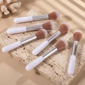 Minimalist Premium Portable Soft Synthetic Hair Foundation Cosmetics Beauty Tools Vagan Blush Brush Makeup Brushes