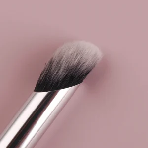 Multi Function Wood Handle Concealer and Foundation Brush Single Use Custom Logo Professional Makeup Tool