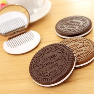 OEM Chocolate Sandwich Biscuit Makeup Mirror Comb Cute Princess Portable Makeup Mirror Folding Round Mirror Hair Styling Tool