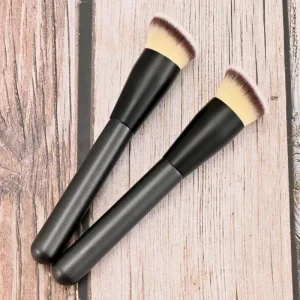 OEM ODM Black Foundation Concealer Makeup Brush Single Synthetic Hair with Wood Handle Beauty Tool