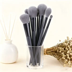 Premium Synthetic Fibre Highlight 12 Piece Natural Cosmetics Makeup Brushes Set with Plastic Handles Customized Colors for Girls