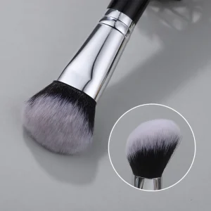 Private Label Black and Silver Long Wood Handle Kabuki Makeup Single Liquid Flat Foundation Brush With Package