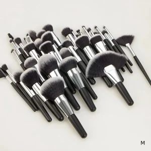 Professional Black 40 Piece Natural Hair Makeup Brush Set Wooden Handles for Face Makeup Blending Foundation Eye Shadow