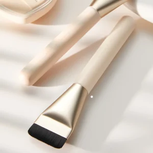 Single Luxury Flat One Line Seamless Thin Foundation Makeup Beauty Brush Professional Mini Travel Cosmetic Brush for Make up