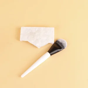 Single Makeup Brush Liquid Foundation BB Cream Flat Head Ultra Thin Synthetic Hair Vegan Foundation Concealer Brush