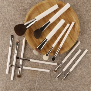 White Silver Synthetic Hair Professional Makeup Brushes Custom logo Makeup Brush Only Pro Luxury Makeup Brush Set